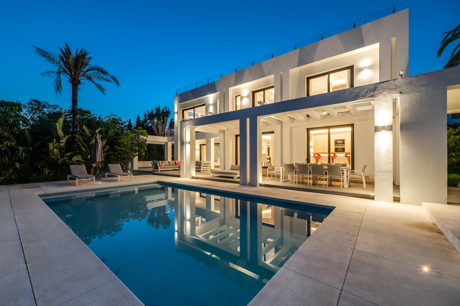 Villa in Marbella Golden Mile, Marbella - Image 1