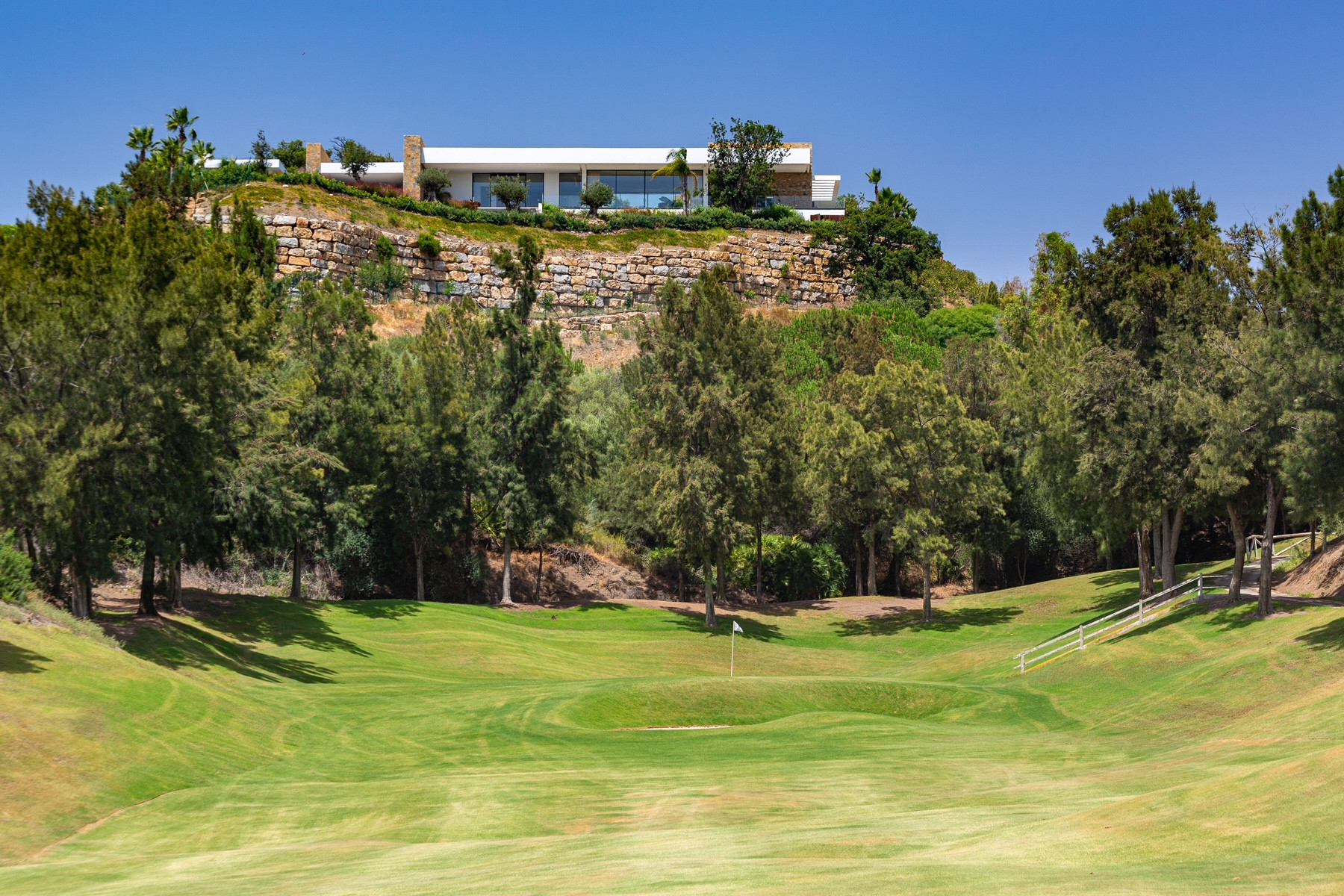 Villa in Marbella Club Golf Resort, Benahavis - Image 1