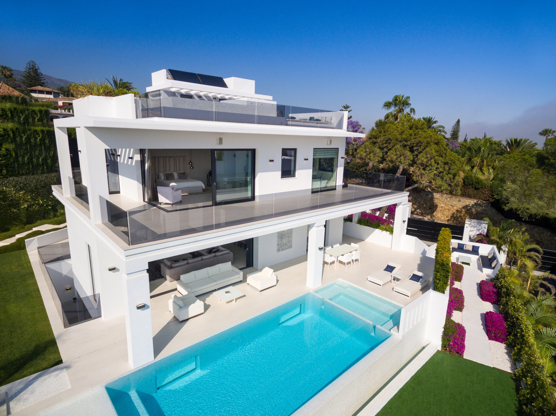 Villa in Marbella Golden Mile, Marbella - Image 1