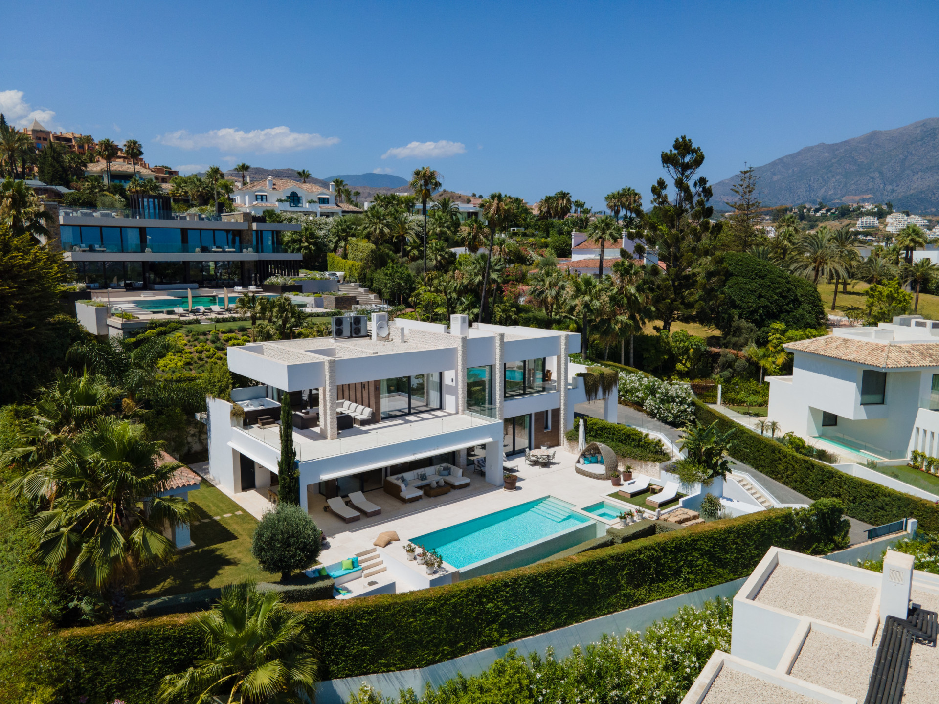 Villa à Nueva Andalucia, Marbella