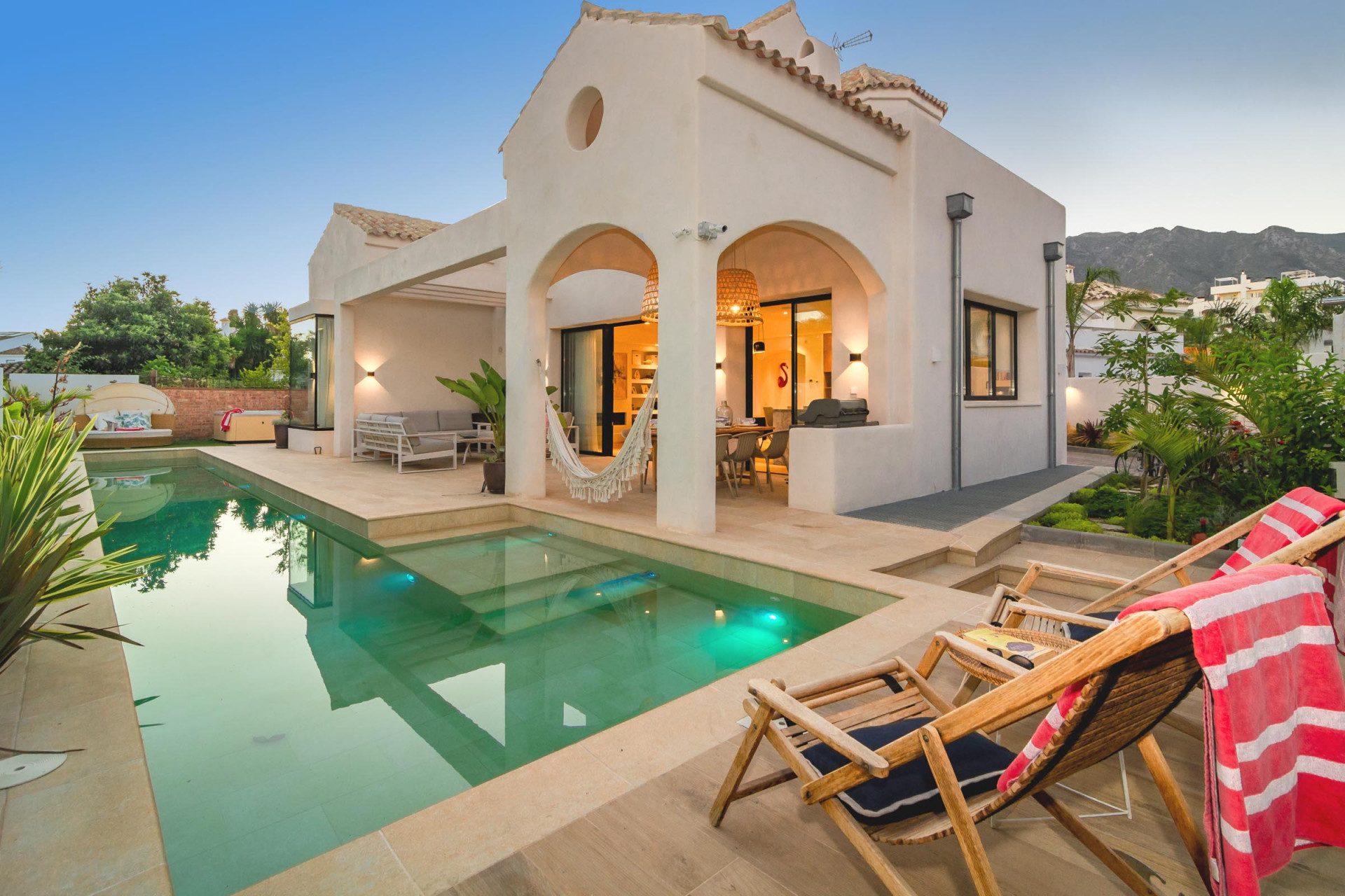 Villa in Marbella Golden Mile, Marbella - Image 1