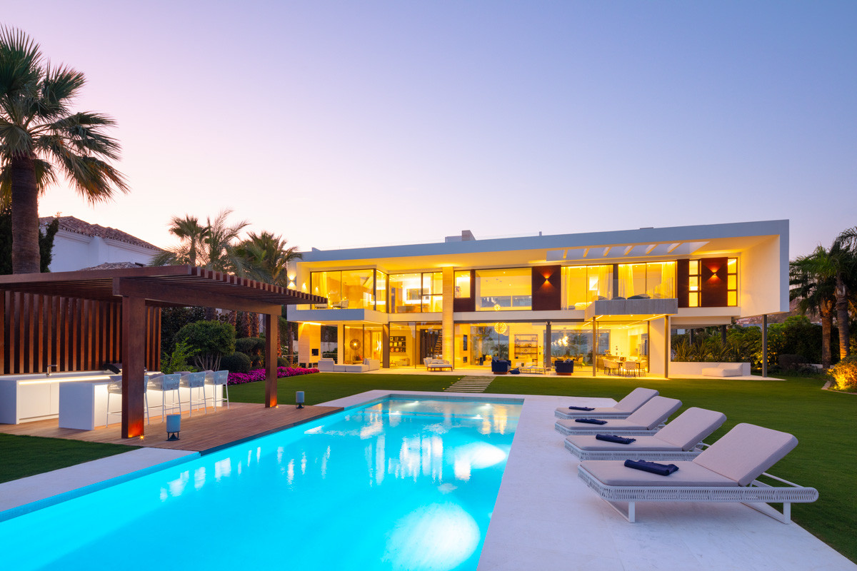 Villa in Nueva Andalucia, Marbella