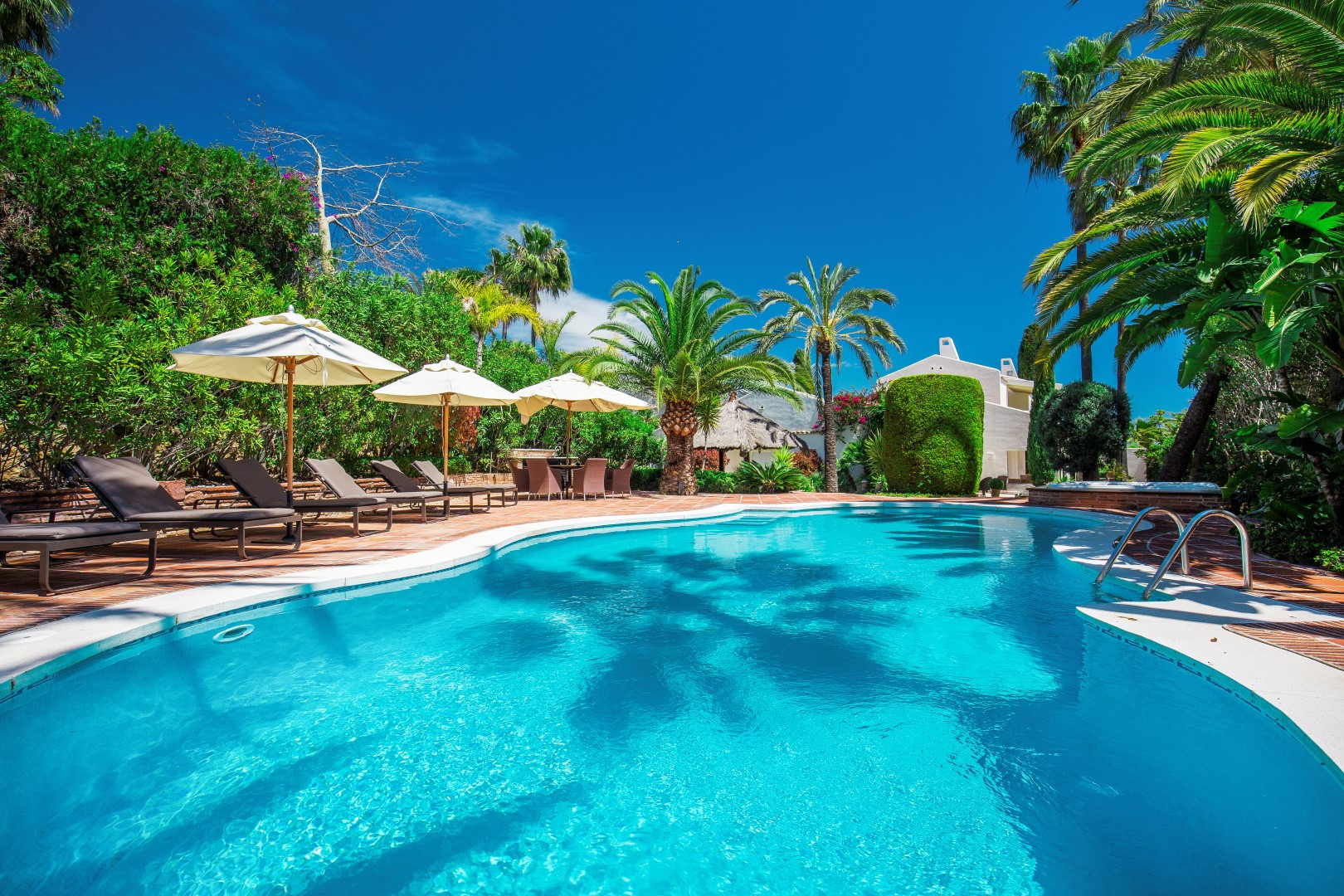 Villa à Nueva Andalucia, Marbella - Image 1