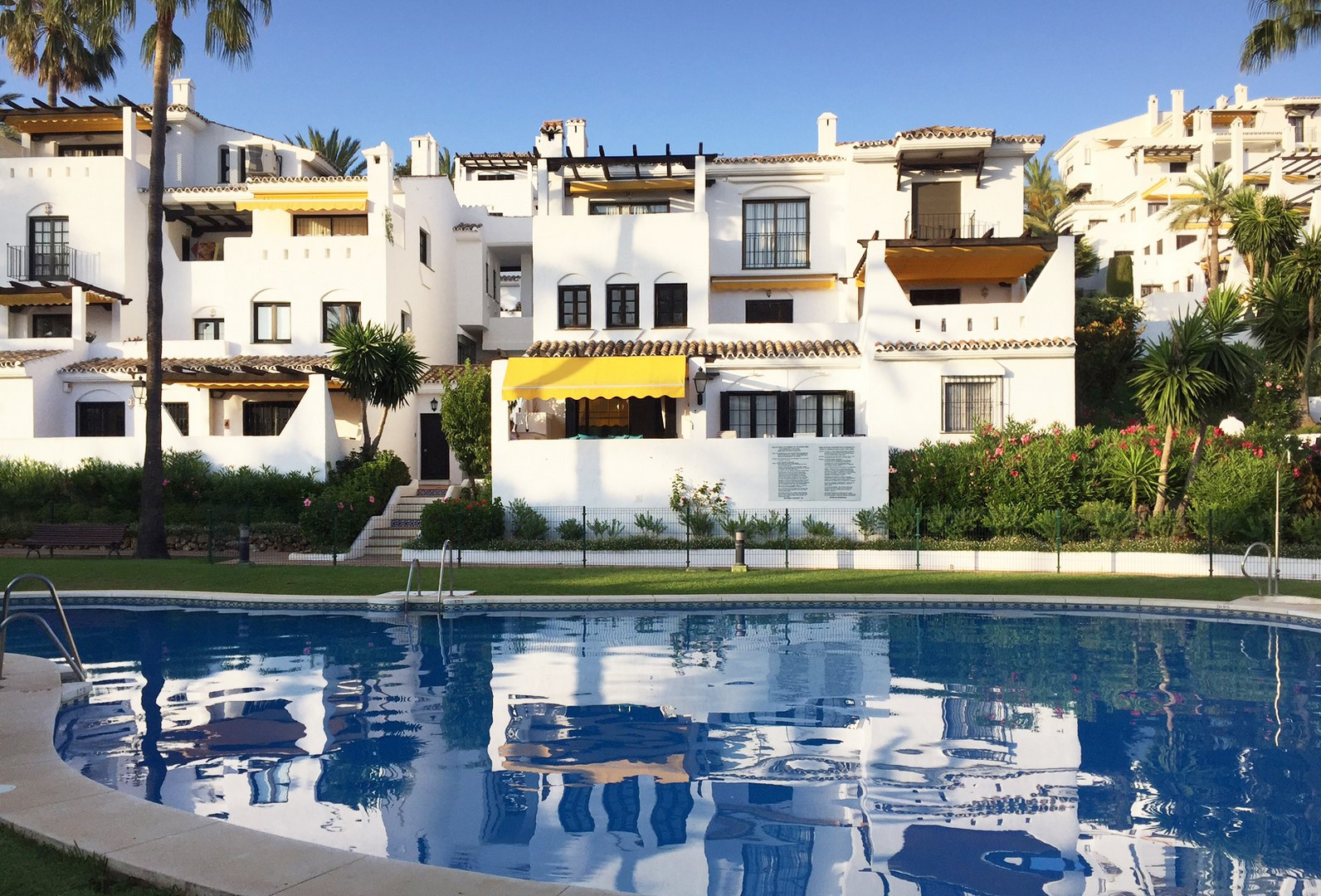 Apartment en Nueva Andalucia, Marbella