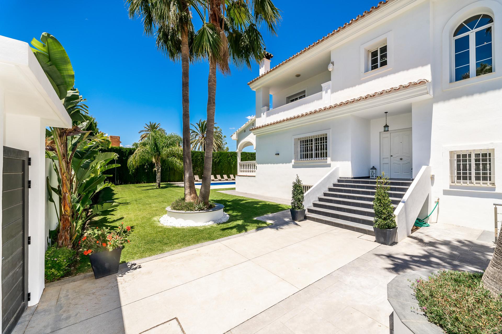 Villa in Nueva Andalucia, Marbella