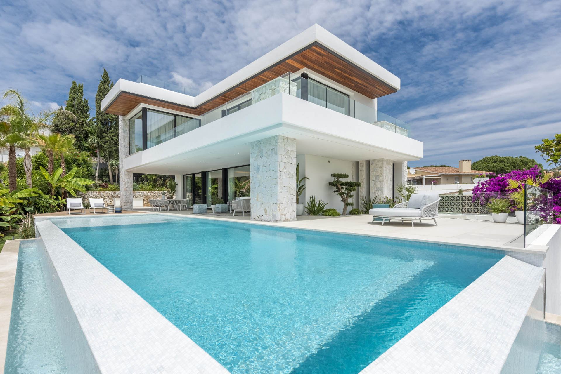 Villa in Marbella Este, Marbella - Image 1