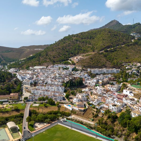 Découvrir Benahavís : la commune la plus riche de Marbella