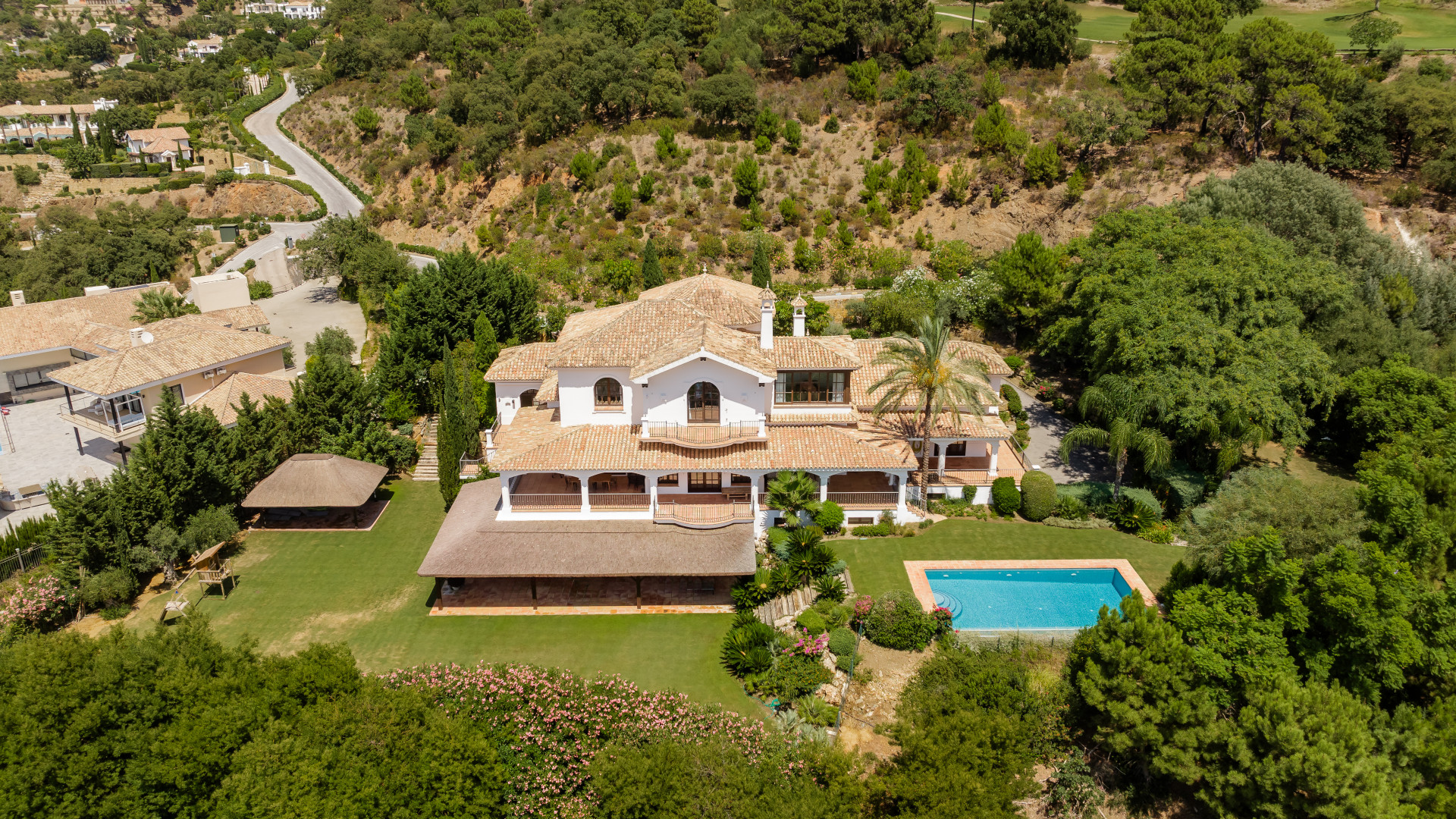 Villa in La Zagaleta, Benahavis - Image 1