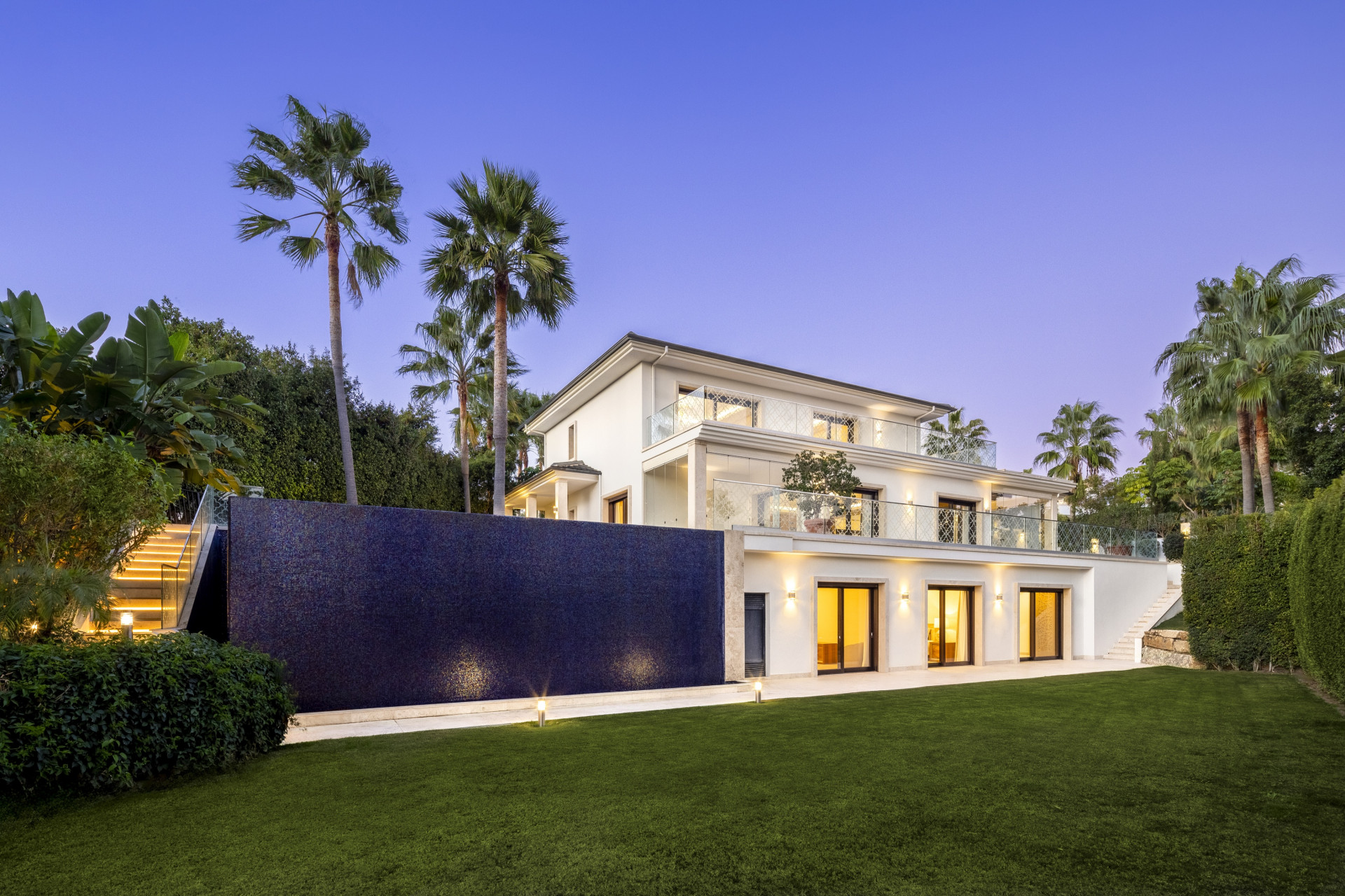 Villa en Nueva Andalucia, Marbella - Image 1