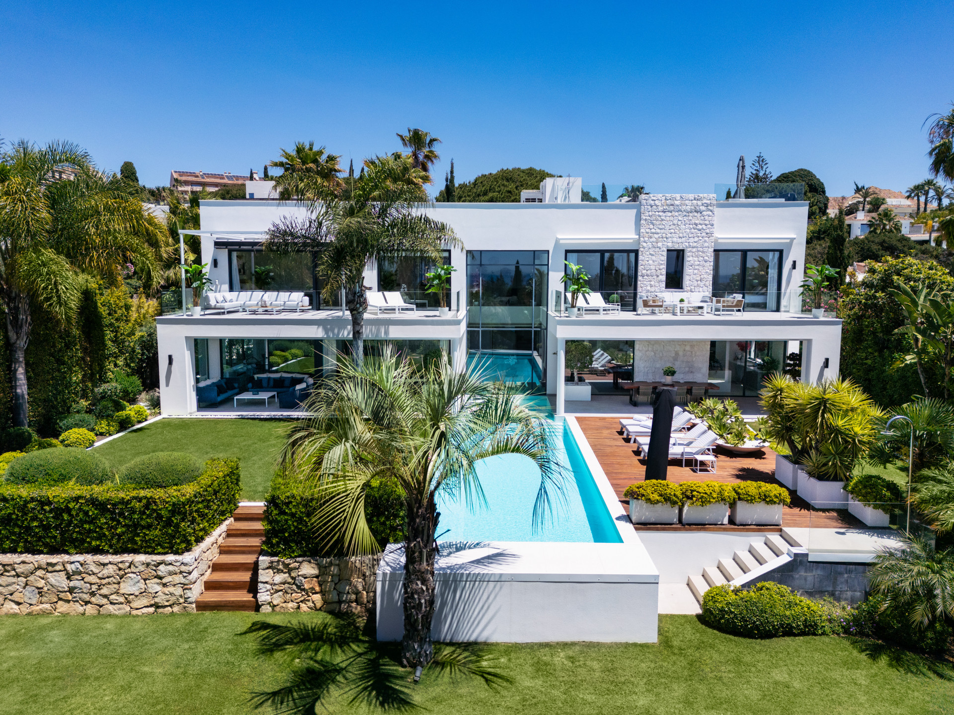 Villa en Marbella Este, Marbella - Image 1