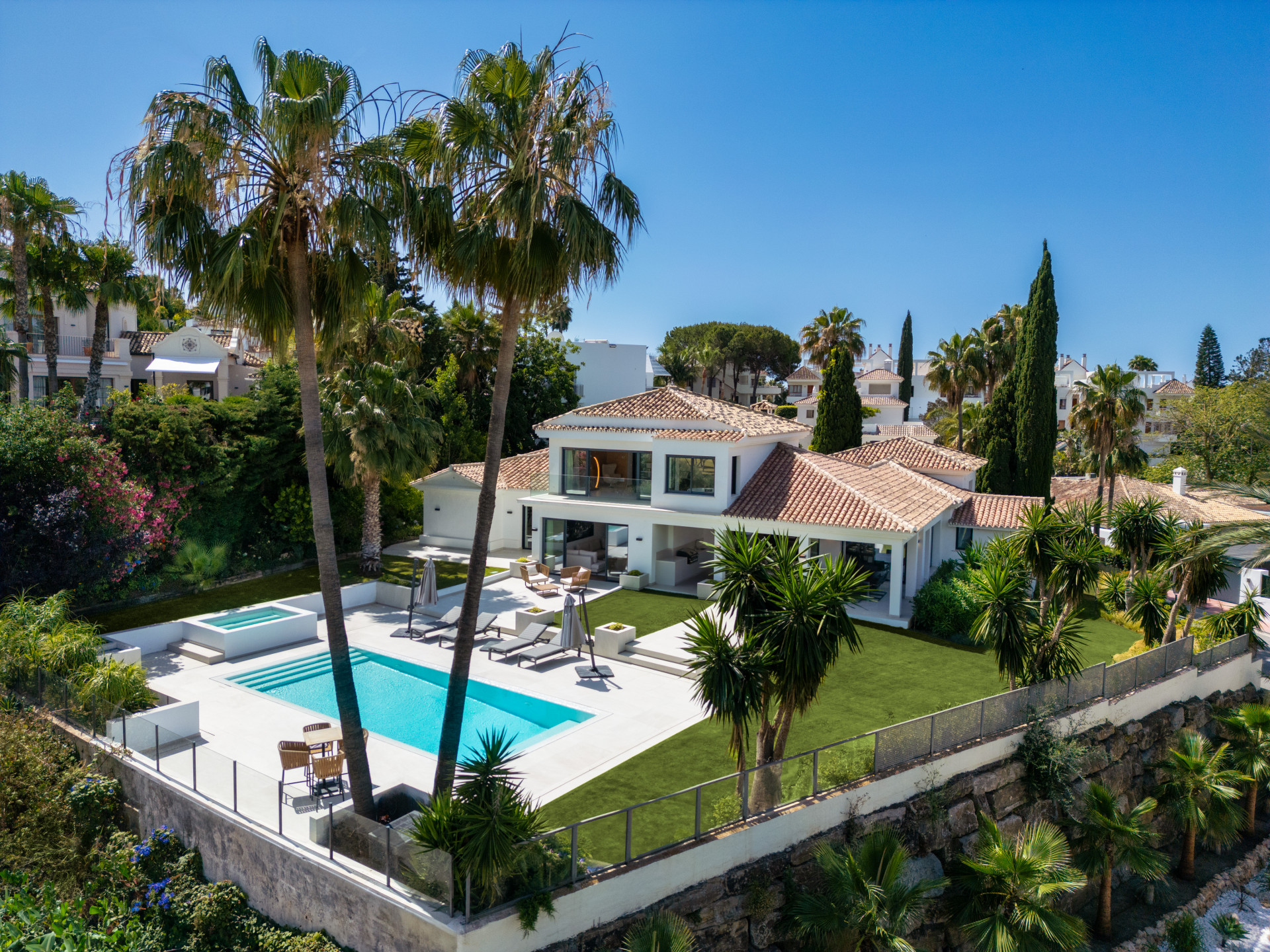 Villa in Nueva Andalucia, Marbella