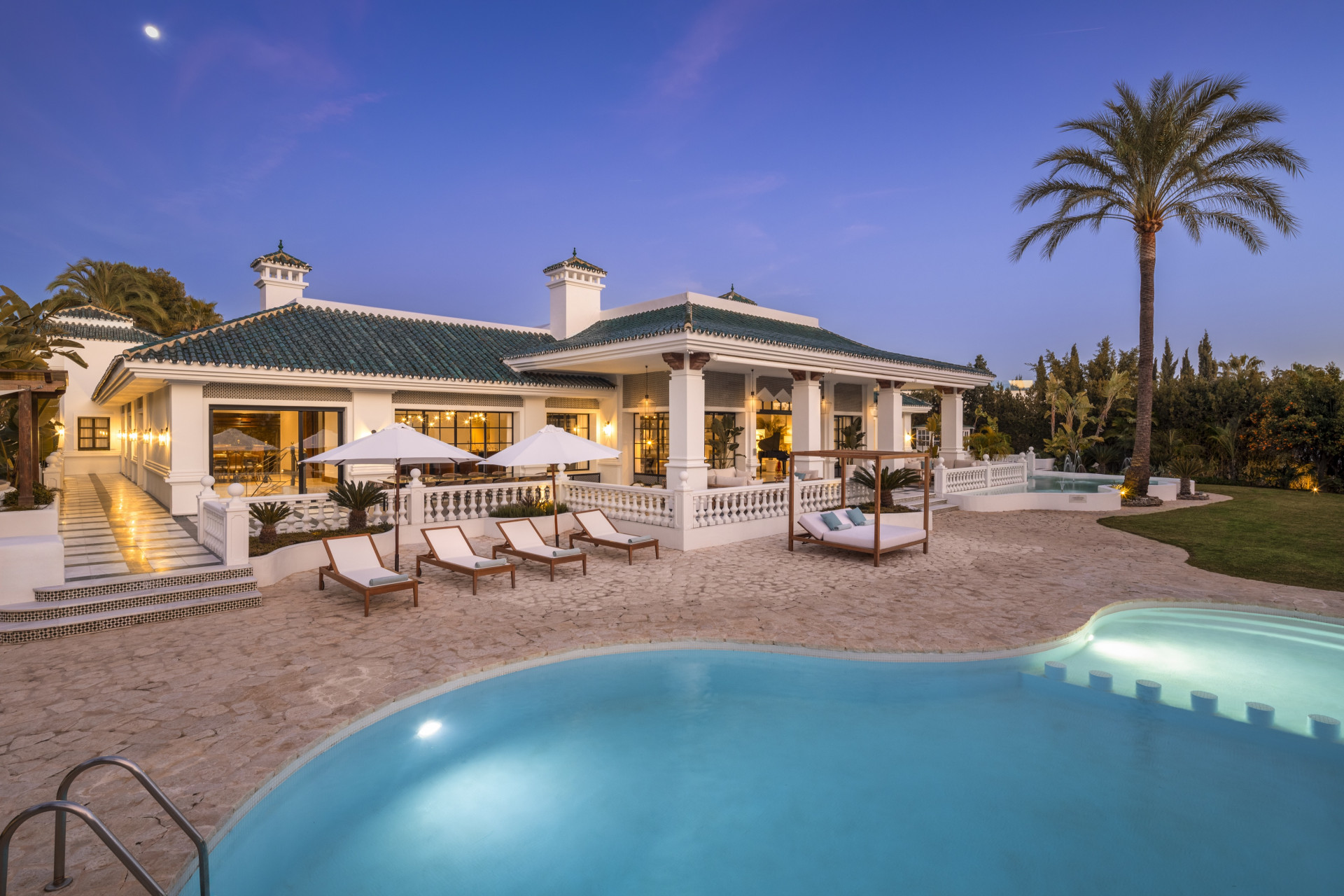 Villa in Nueva Andalucia, Marbella