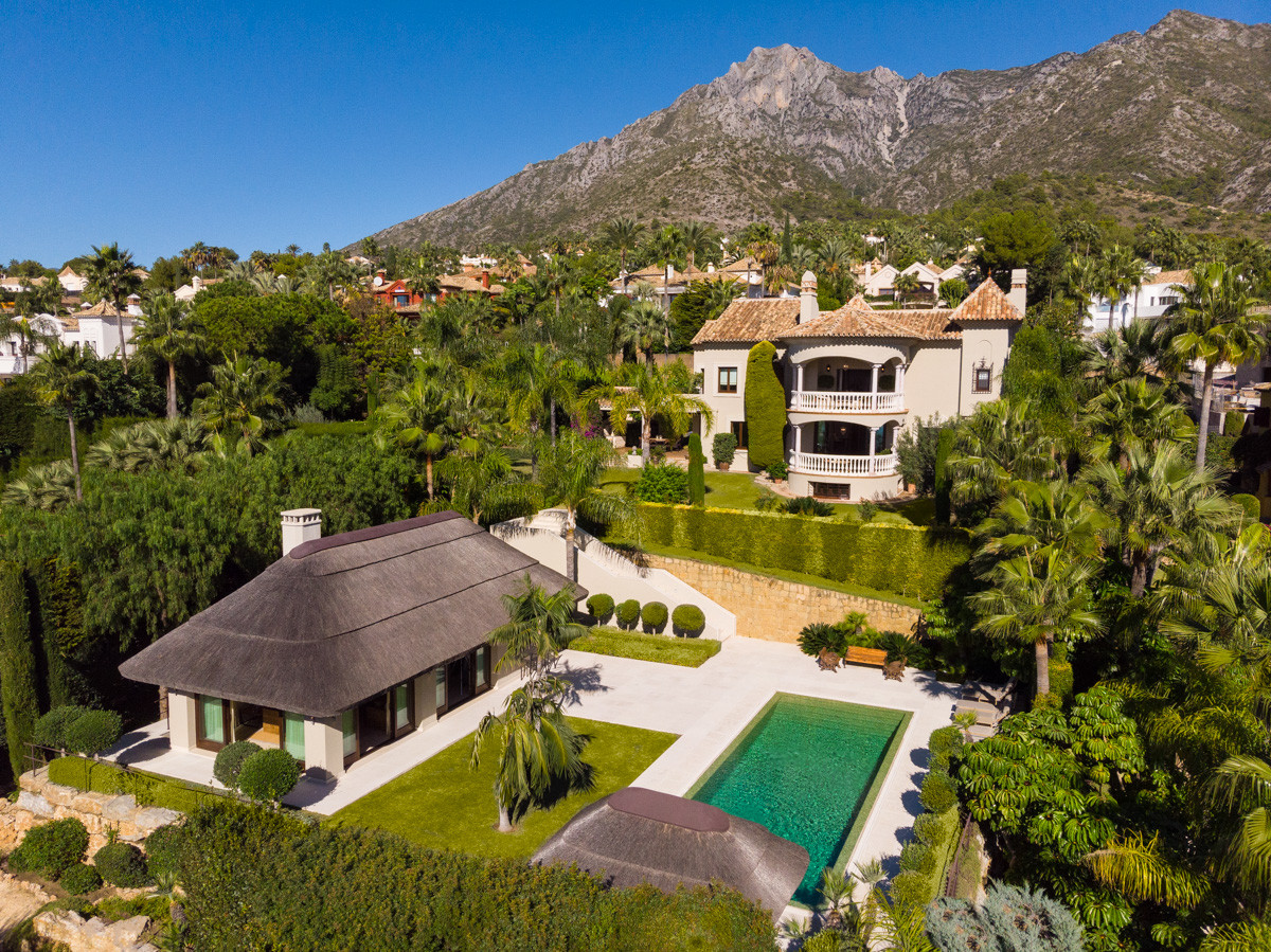 Villa in Marbella Golden Mile, Marbella - Image 1