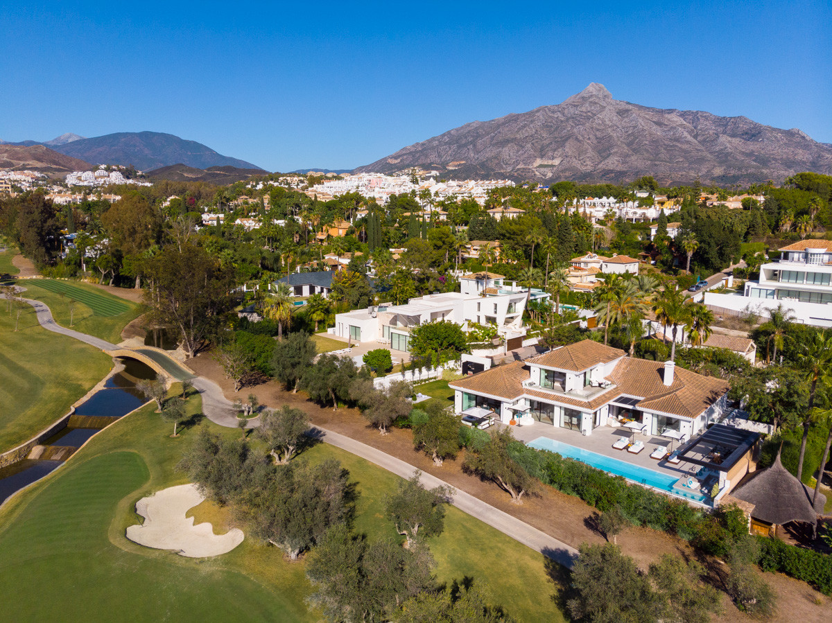 Villa in Nueva Andalucia, Marbella