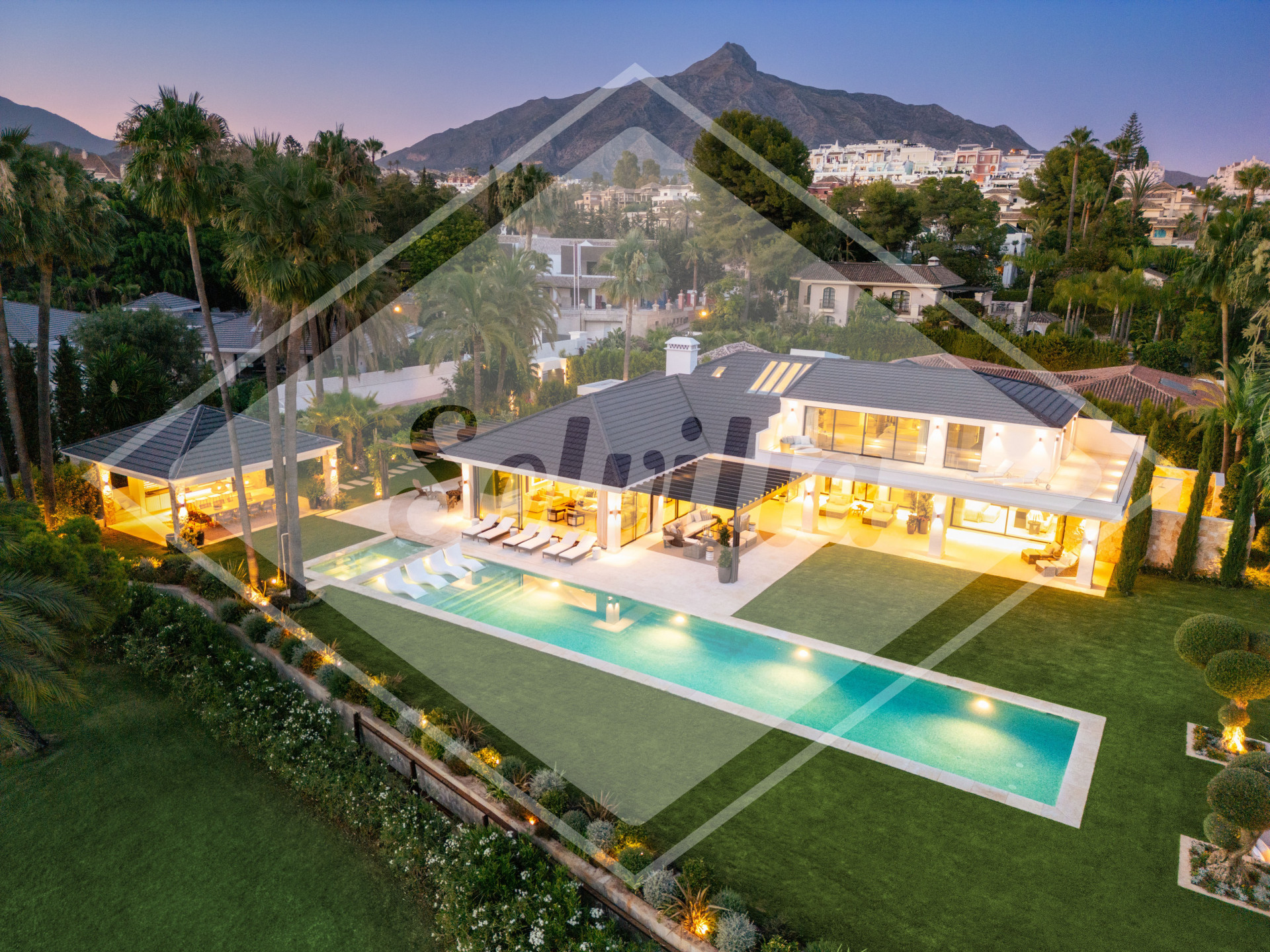 Villa en Nueva Andalucia, Marbella