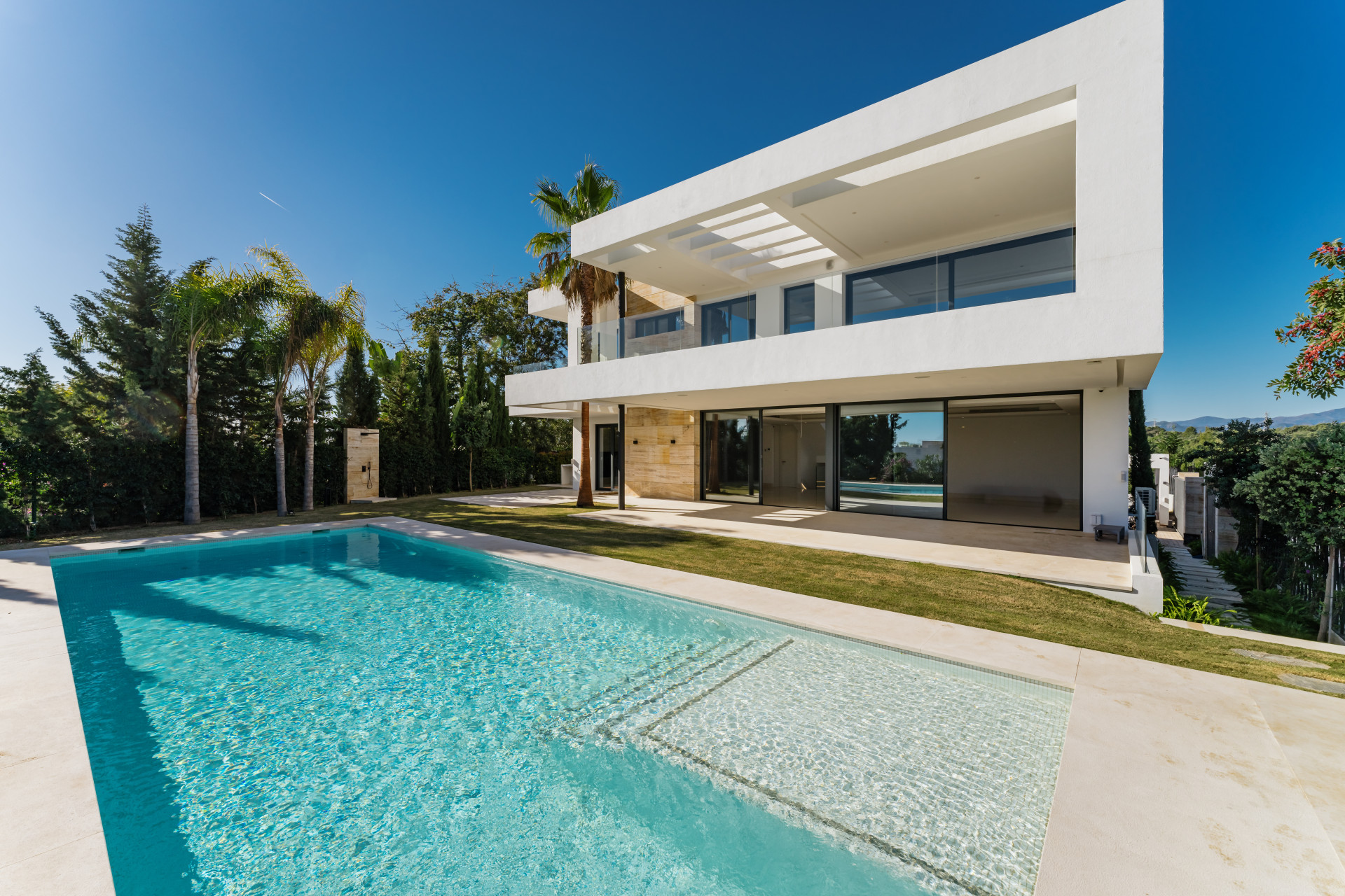 Villa in Marbella Golden Mile, Marbella