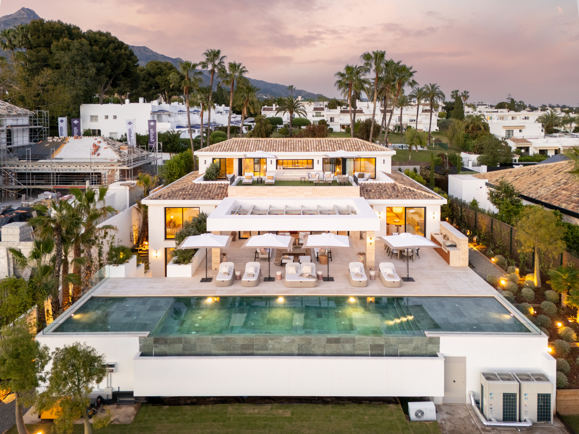 Villa in Nueva Andalucia, Marbella