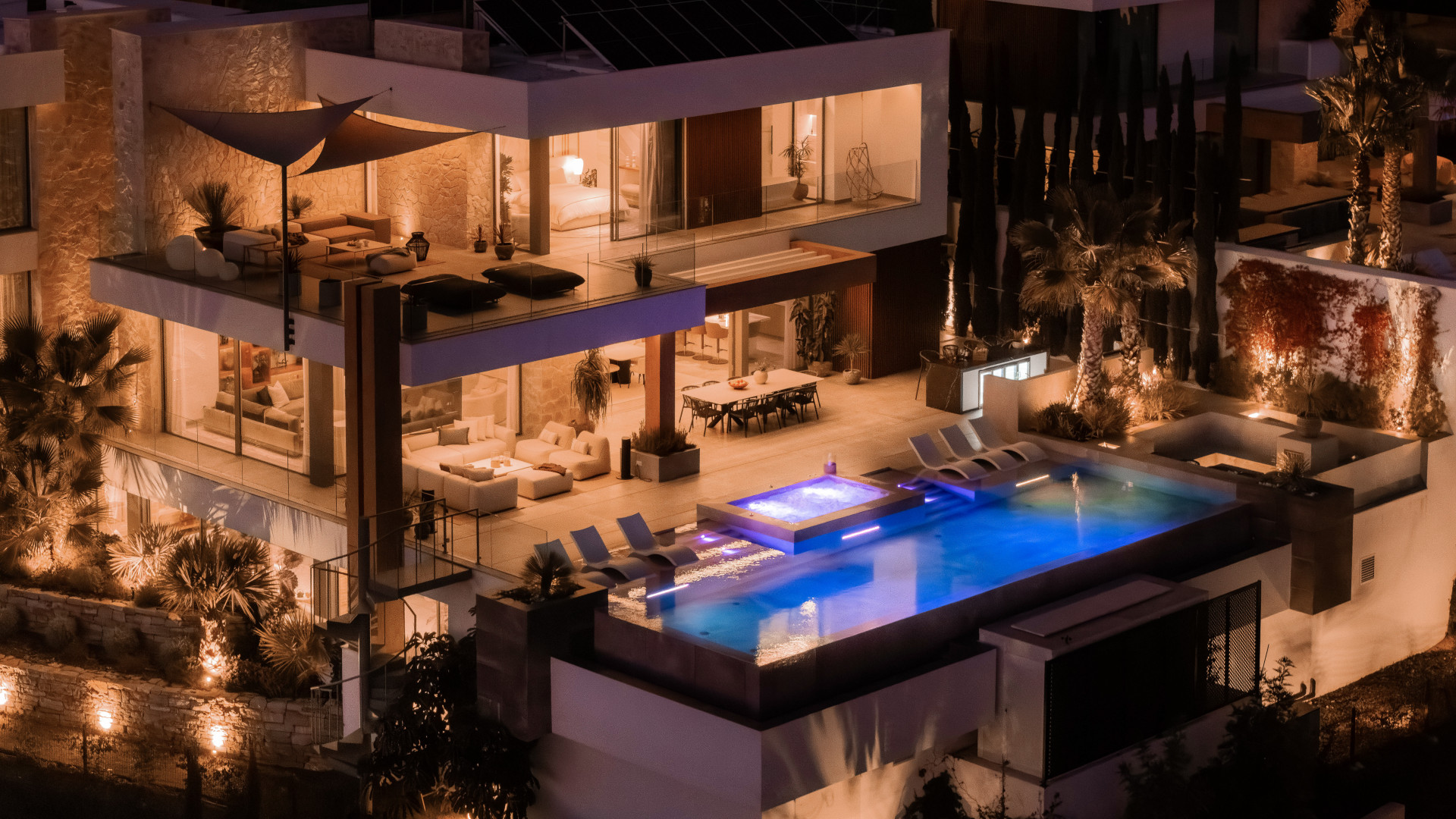 Villa in The Hills, Benahavis - Image 1